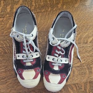 Stylish Black and Red Sneakers Mens Jump For The People